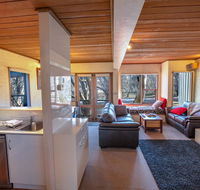 Snowgums 07 - Accommodation Brisbane