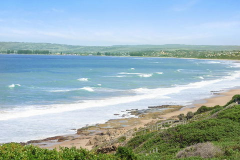 South Seas Beachfront Apartments - Accommodation Brisbane 0