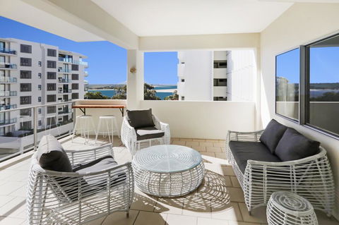 Space Holiday Apartments - Accommodation Brisbane 1