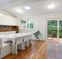 Spacious  Relaxed 4 Bed House - Pets Welcome - Accommodation Brisbane