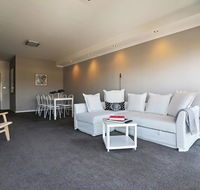 Spacious 2 Bedroom Apartment in Melbourne's Southbank - Accommodation Brisbane
