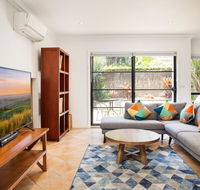 Spacious Home in the Heart of Avalon Beach - Accommodation Brisbane
