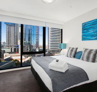 Spacious Modern Apartment near Crown - Accommodation Brisbane