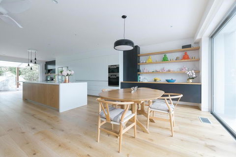 Spectacular Bilgola Beachhouse - Accommodation Brisbane 3