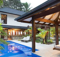 Spice At Oak Award Winning Luxury Absolute Oceanfront House Oak Beach Near Port Douglas - Accommodation Brisbane