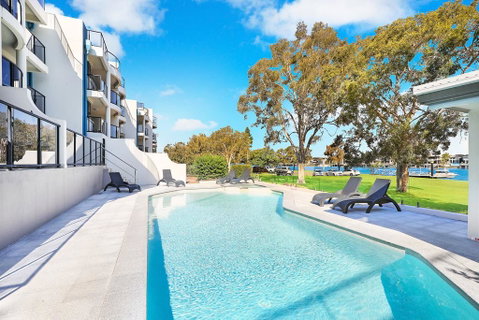 Spinnaker Quays - Accommodation Brisbane 0