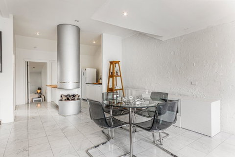 Spoilt For Choice 2-bed/2-bath + Free Parking - Accommodation Brisbane 2