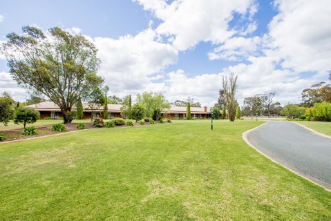 Sportslander Motor Inn - Accommodation Brisbane 3