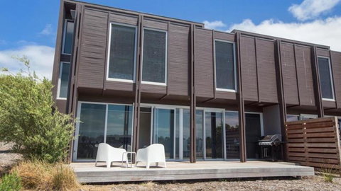 ST ANDREWS BEACH APARTMENT 4.02 - Accommodation Brisbane 2