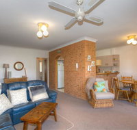 St James 6 Stylish Airconditioned Retreat - Accommodation Brisbane