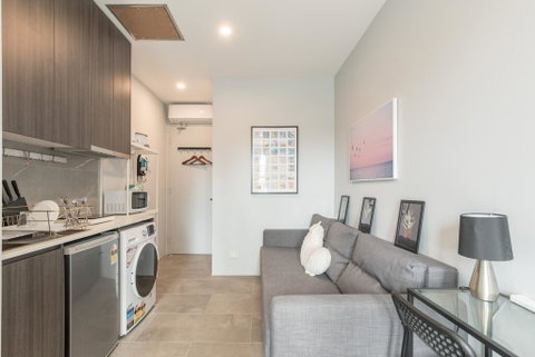 Studio Near Bus Train UTS DarlingHar ICC Chinatown - Accommodation Brisbane 2