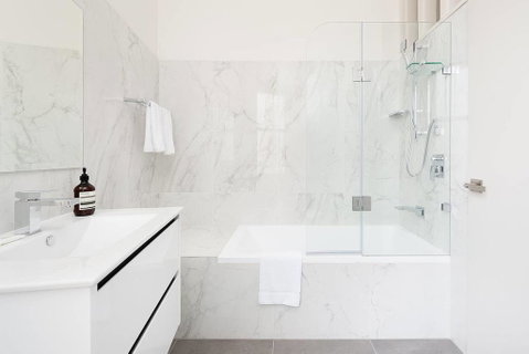 STUNNING SYDNEY HOME 1 - Accommodation Brisbane 2