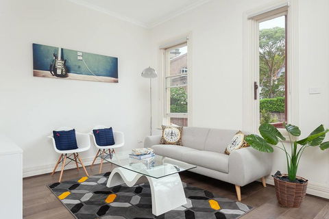 STUNNING SYDNEY HOME 11 - Accommodation Brisbane 2