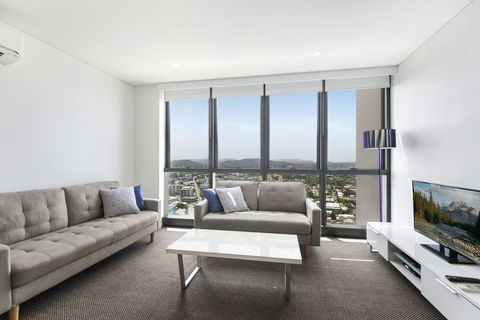Stunning Views On The 41st Floor - Accommodation Brisbane 0