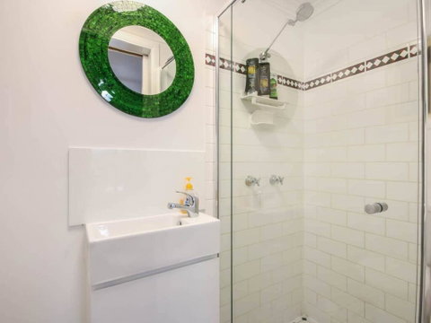 Stylish 3 Bedroom Family Home In Leafy Paddington - Accommodation Brisbane 1