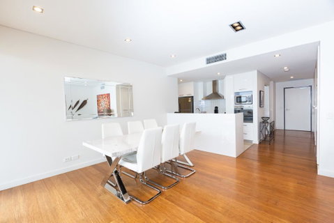 Stylish Inner City Penthouse Apartment - Accommodation Brisbane 3