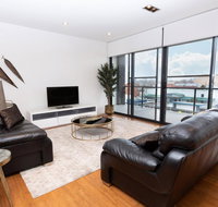 Stylish Inner City Penthouse Apartment - Accommodation Brisbane