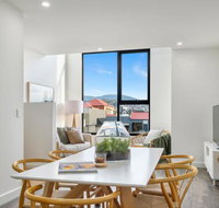 Stylish Townhouse - Accommodation Brisbane