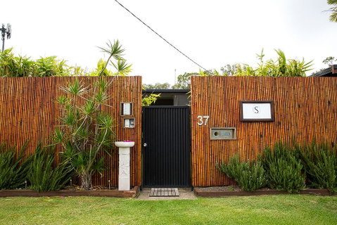 Suburban Sanctuary - Accommodation Brisbane 0