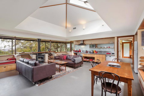 Summer House - Accommodation Brisbane 0