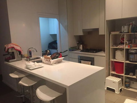 Sunny 3 Bedroom Apartment In Turrella - Accommodation Brisbane 1
