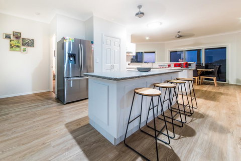 Sunset Escape - Accommodation Brisbane 3