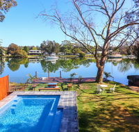 Sunset Lodge - Accommodation Brisbane
