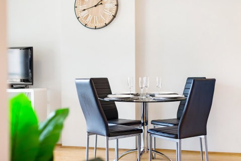 Surry Hills Fully Self Contained Modern 1 Bed Apartment (1012ELZ) - Accommodation Brisbane 3