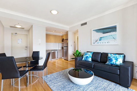 Surry Hills Fully Self Contained Modern 1 Bed Apartment (1012ELZ) - Accommodation Brisbane 2