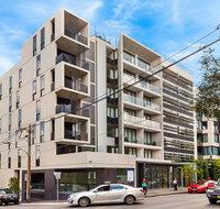 Surry Hills Modern Furnished Self-Contained Apartment ELZ - Accommodation Brisbane