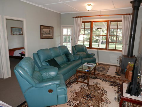 Sutton Forest Cottage - Accommodation Brisbane 2