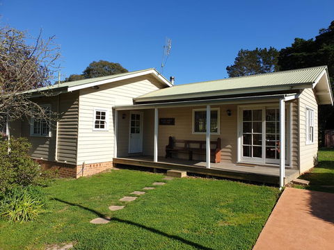Sutton Forest Cottage - Accommodation Brisbane 0