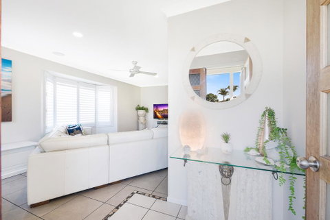 Sweetbrush Place - Accommodation Brisbane 3