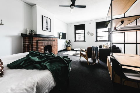 Sydney Park Hotel - Accommodation Brisbane 0