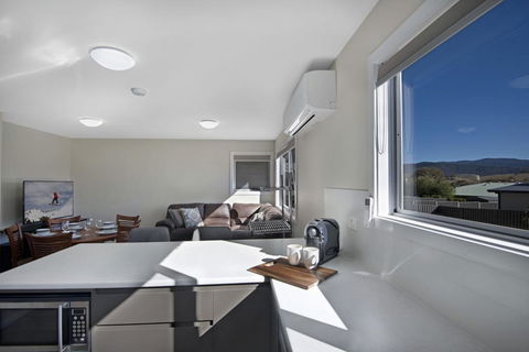 T-Bar On Twynam - Accommodation Brisbane 0