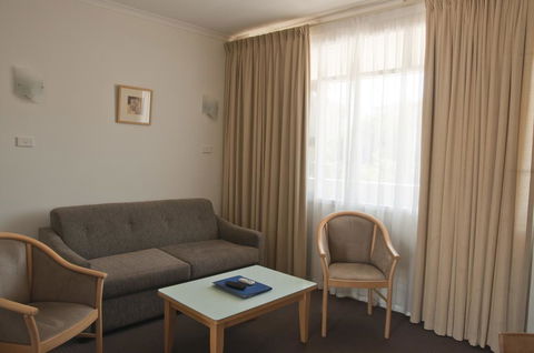 Taft Motor Inn - Accommodation Brisbane 2