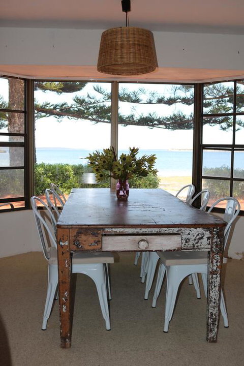 Tall Pines Beach House At Mount Dutton Bay (part Of Coffin Bay Waterways) - Accommodation Brisbane 2