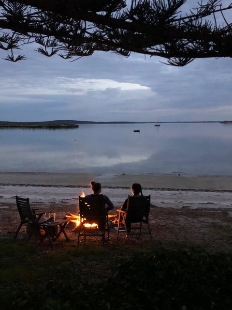 Tall Pines Beach House At Mount Dutton Bay (part Of Coffin Bay Waterways) - Accommodation Brisbane 3
