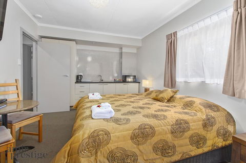 Tall Trees Motel Mountain Retreat - Accommodation Brisbane 1
