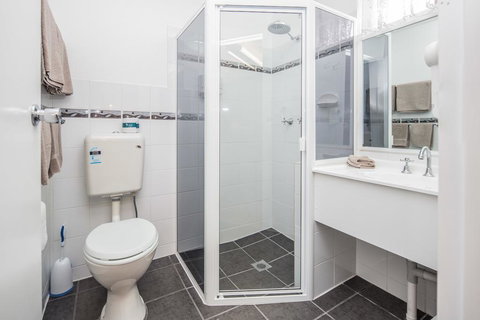 Tally Ho Motor Inn - Accommodation Brisbane 3