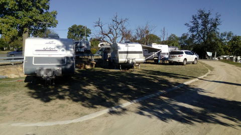 Taroom Caravan & Tourist Park - Accommodation Brisbane 2