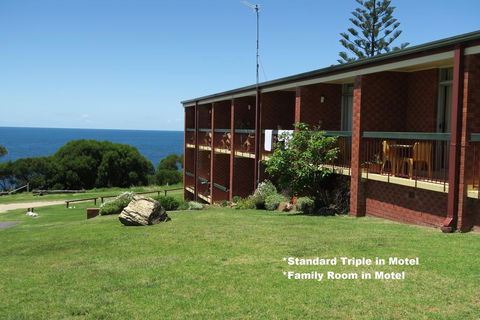 Tathra Hotel & Motel - Accommodation Brisbane 2