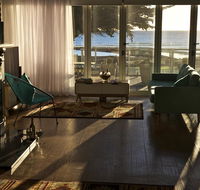 Penguin Beachfront Apartments - Accommodation Brisbane