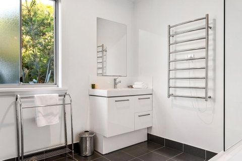 Freycinet Haven - Accommodation Brisbane 17