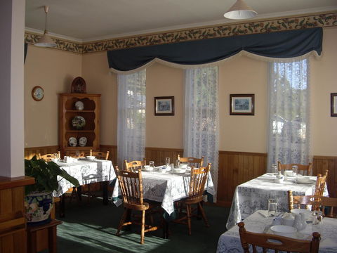 Lucinda B&B - Accommodation Brisbane 0
