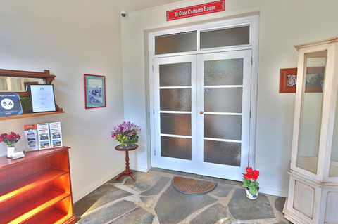 Stamps Of Stanley - Accommodation Brisbane 0