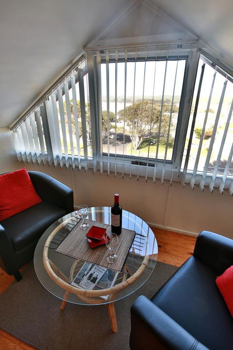 Stamps Of Stanley - Accommodation Brisbane 12
