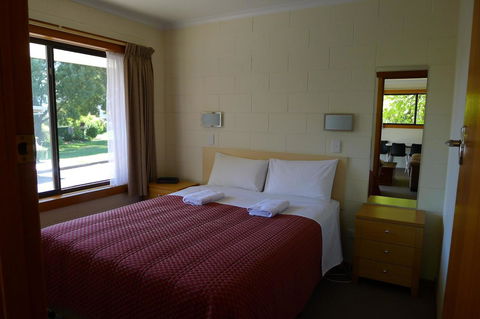 Willaway Motel Apartments - Accommodation Brisbane 14