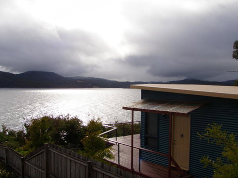 Larus Waterfront Cottage - Accommodation Brisbane 2