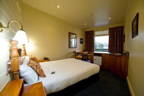 Strahan Village - Accommodation Brisbane 33